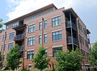 3252 N Wilton Ave APT 2C, Chicago, IL 60657