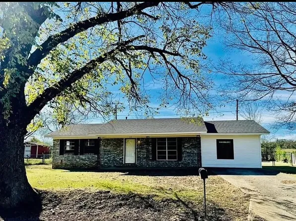 510 Airport Rd, Poteau, OK 74953