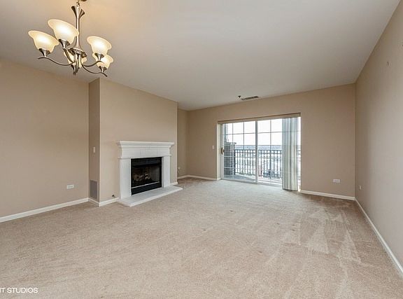 4th image of 470 W Mahogany Ct Unit 602