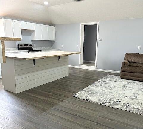 5th image of 119 Andrews Ln