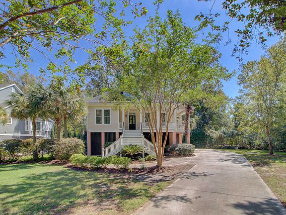 3rd image of 2904 Old Tavern Ct