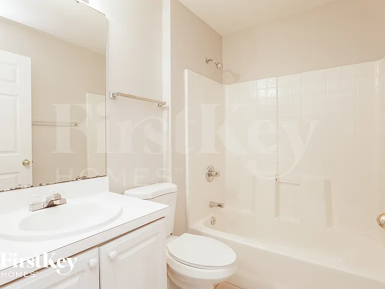 729 Pincon Ln — Photo 11