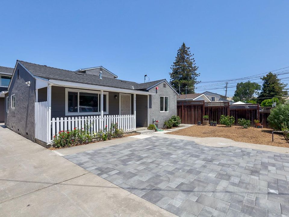 1st image of 561-565 4th Ave