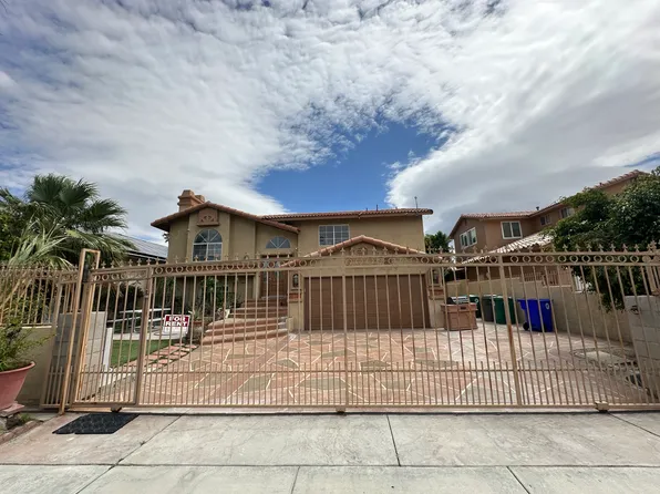 68245 Marina Rd, Cathedral City, CA 92234