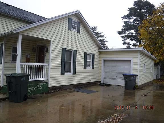 2nd image of 619 N Prospect St