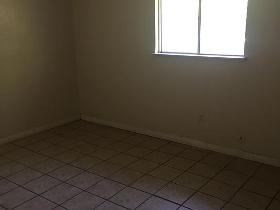 4th image of 404 E Craven Ave APT 14