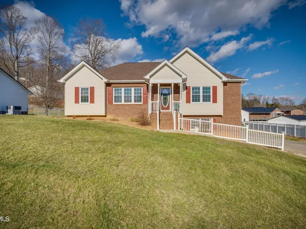 148 Nicole Dr, Mt Carmel, TN 37645