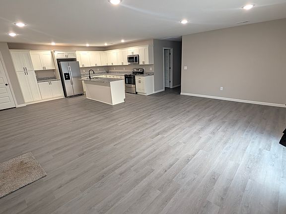 5th image of 3603 W Angel St