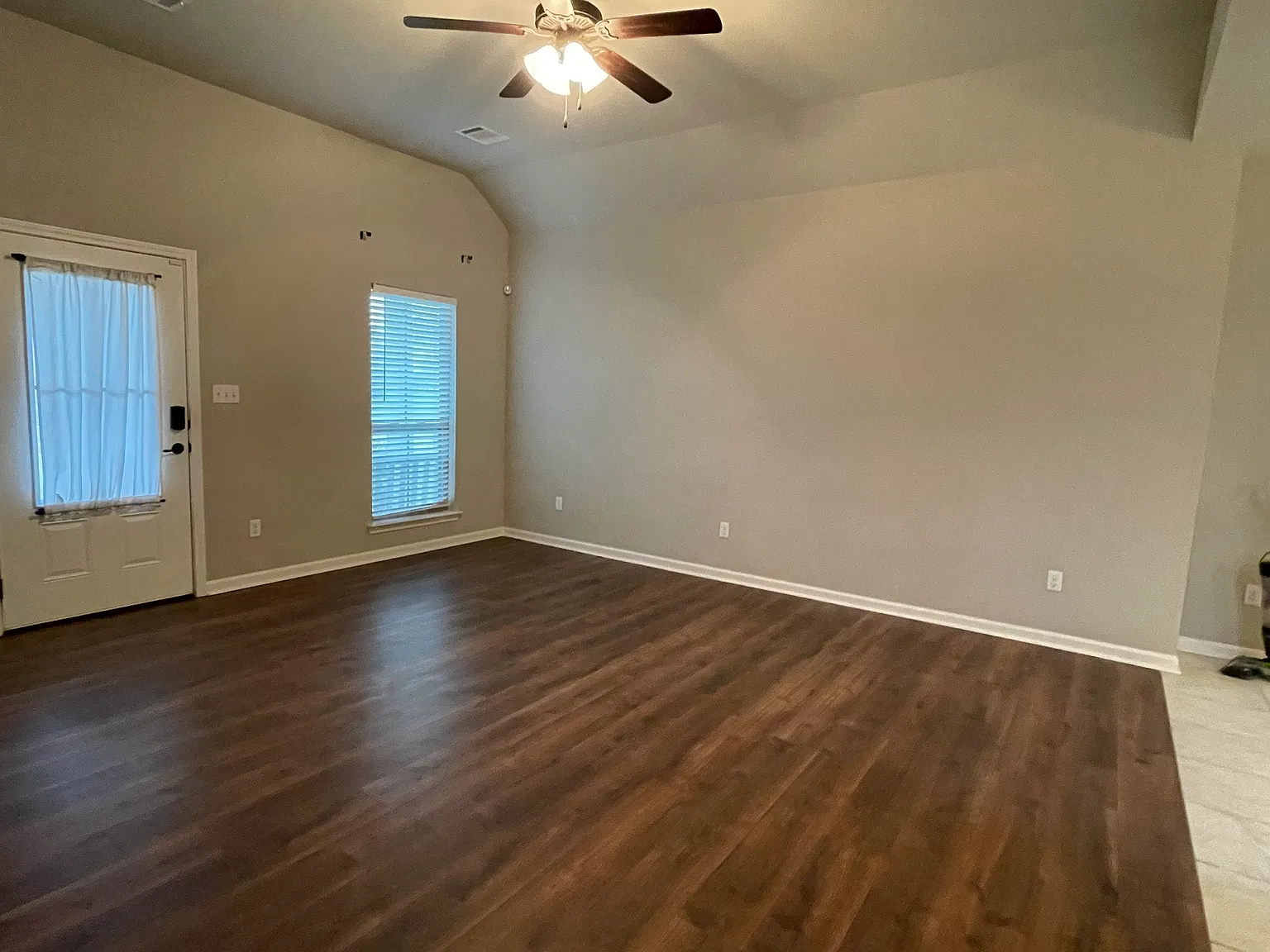 3 bed, 1550 sqft, $1,750 — Photo 4