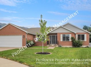 1884 E 2825 N, Layton, UT 84040