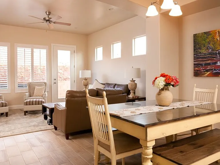 N Coral Ridge Dr — Photo 42
