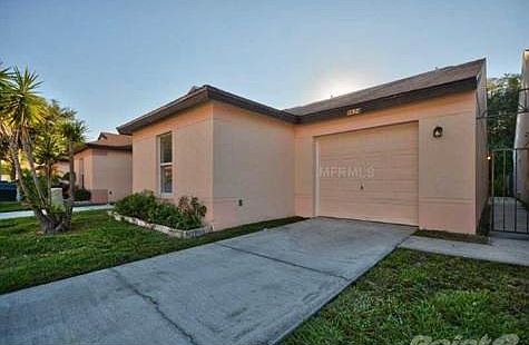 2nd image of 8624 Villa Largo Dr