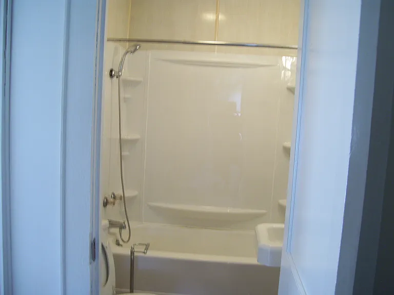 748 E Lincoln Rd — Photo 10