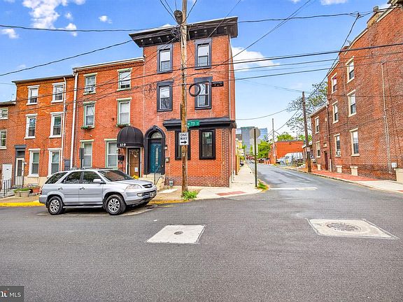 2nd image of 517 W 7th St