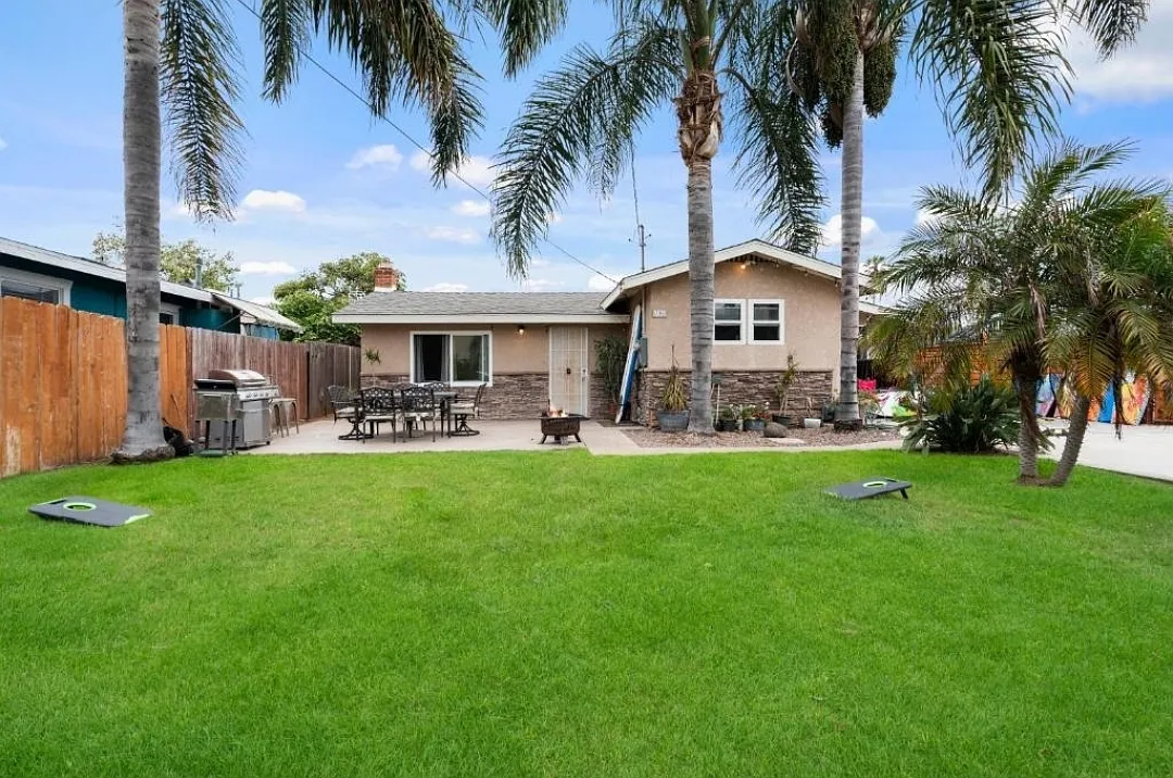 3 bed, 1200 sqft, $7,000 — Photo 1