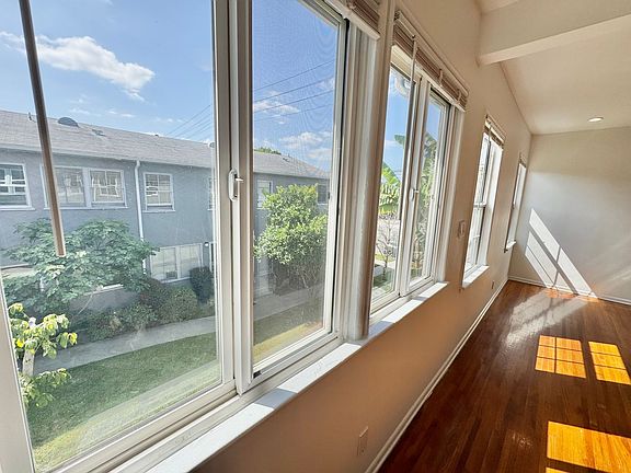 4th image of 3572-3578 Centinela Ave #234
