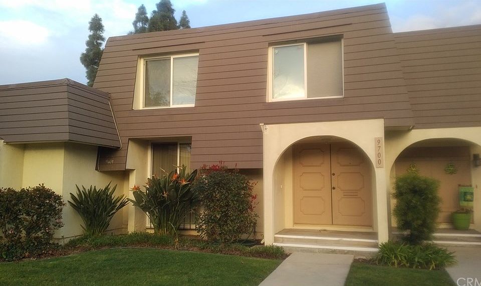 2nd image of 9700 Paseo De Oro