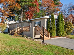 49 Louie Ln, Raynham, MA 02767