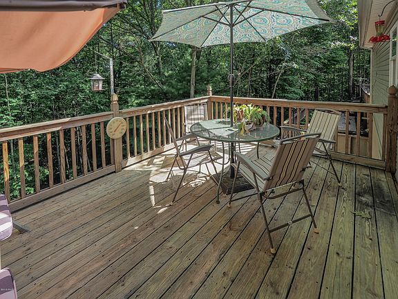 768 26th St-123