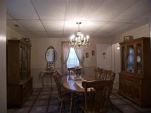 5th image of 300 Livingston Ave