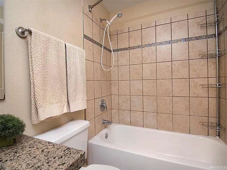 412 Center Rd #D4 — Photo 10
