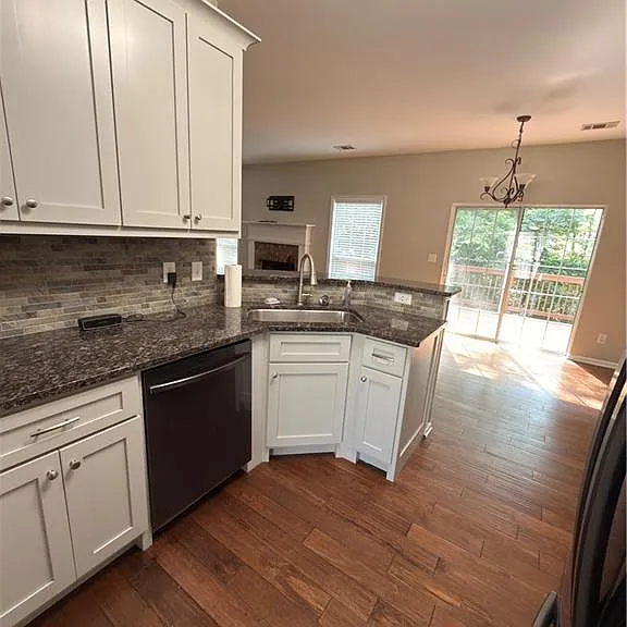 5706 Amberside Ln — Photo 17