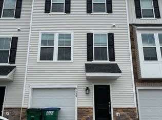 7642 Clayton Ave, Coopersburg, PA 18036