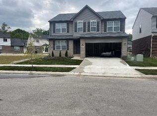 1687 Maple Leaf Ln, Ypsilanti, MI 48198