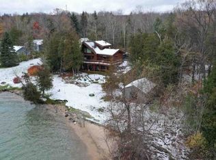 3924 N West Bay Shore Dr, Suttons Bay, MI 49682