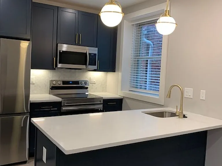 1825 Vernon St NW — Photo 7