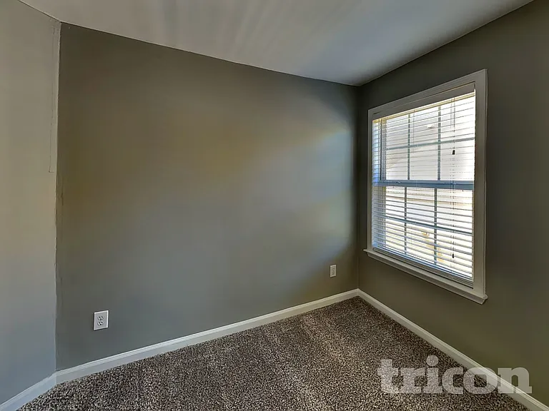 2242 Rosemoore Walk — Photo 8