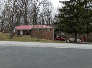 5881 Ivy Hill Rd, Hillsboro, OH 45133