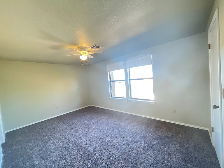 2126 NW 118th St #1 — Photo 7