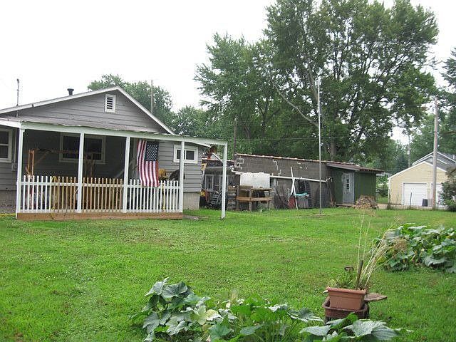2nd image of 4345 S 11th St