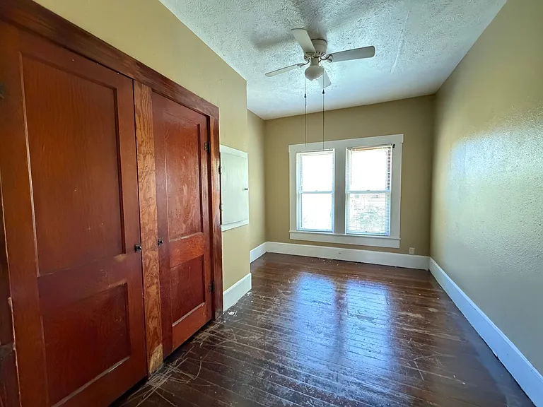 126 Wortham Dr — Photo 10