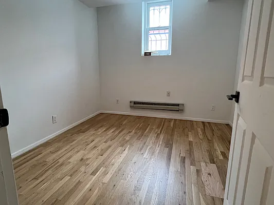 Rented by J PRESTON AND ASSOCIATES INC | media 13