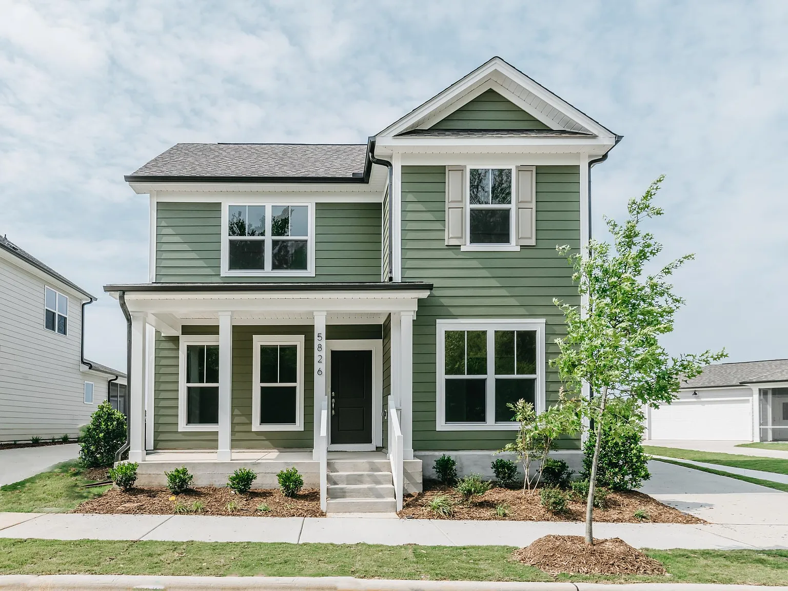 4 bed, 2486 sqft, $2,800 — Photo 1