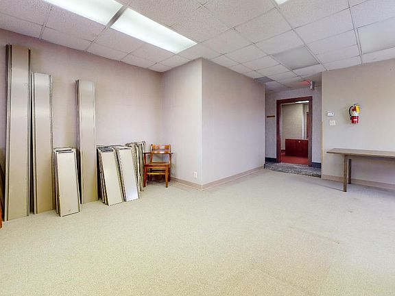 4th image of 607 Sycamore St Suite 600