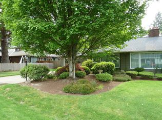 5770 SW Arrow Wood Ln #1, Portland, OR 97225