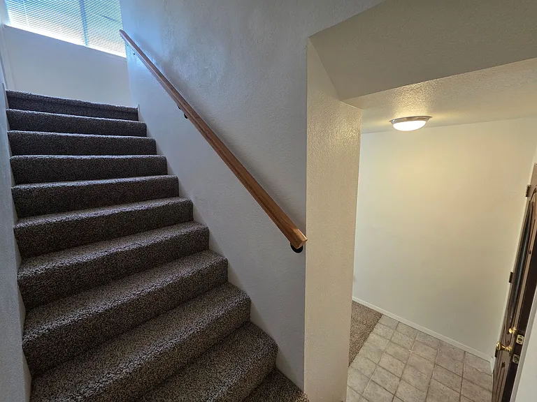1128 N Manzanita St — Photo 10