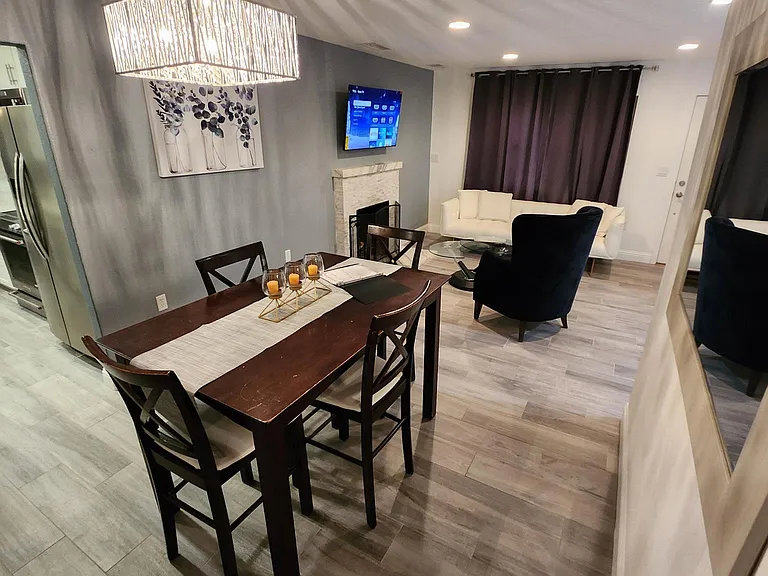 Elaine Dr — Photo 10