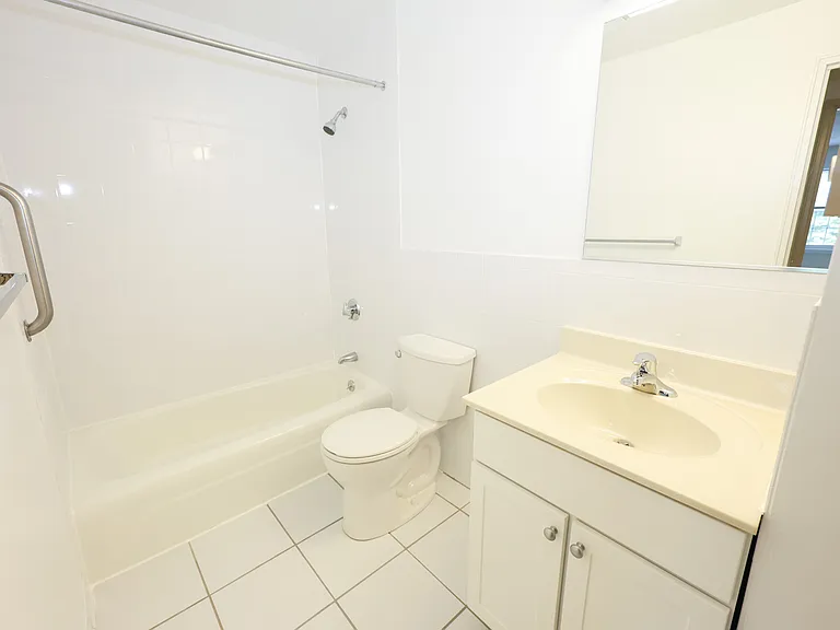 99 Elmwood Park — Photo 18