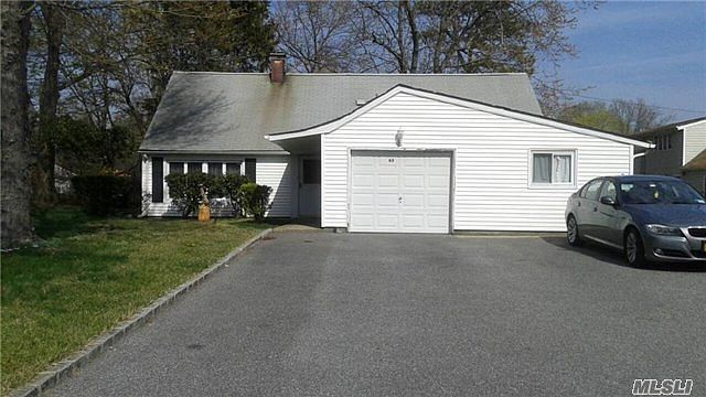 1st image of 63 Split Cedar Dr