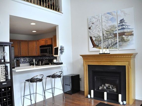 3rd image of 243 Riverwalk Way
