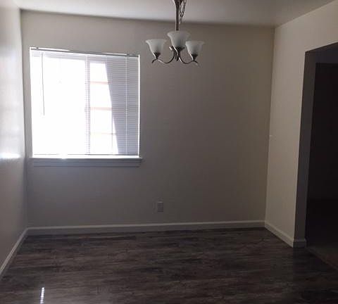 5th image of 2953 Murtha Dr