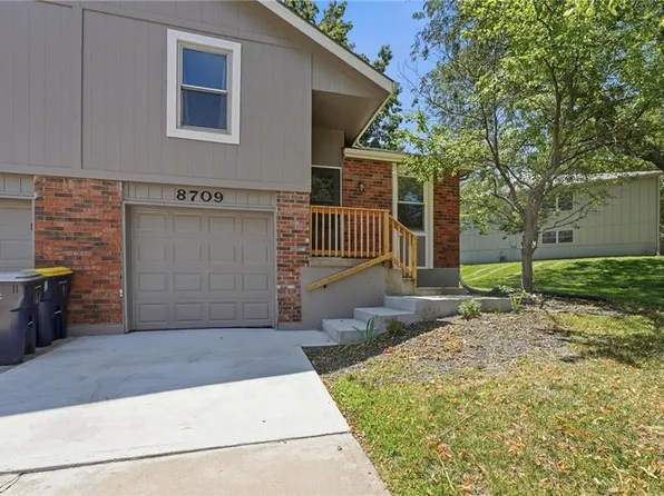 8709 N Hull Ave, Kansas City, MO 64154