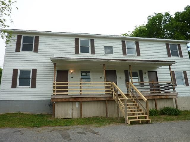 1st image of 129 Brush Hill Ct #13