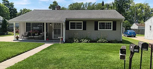 1148 Division St Photo 1