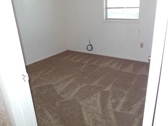 4th image of 5309 NW Glenn Ave