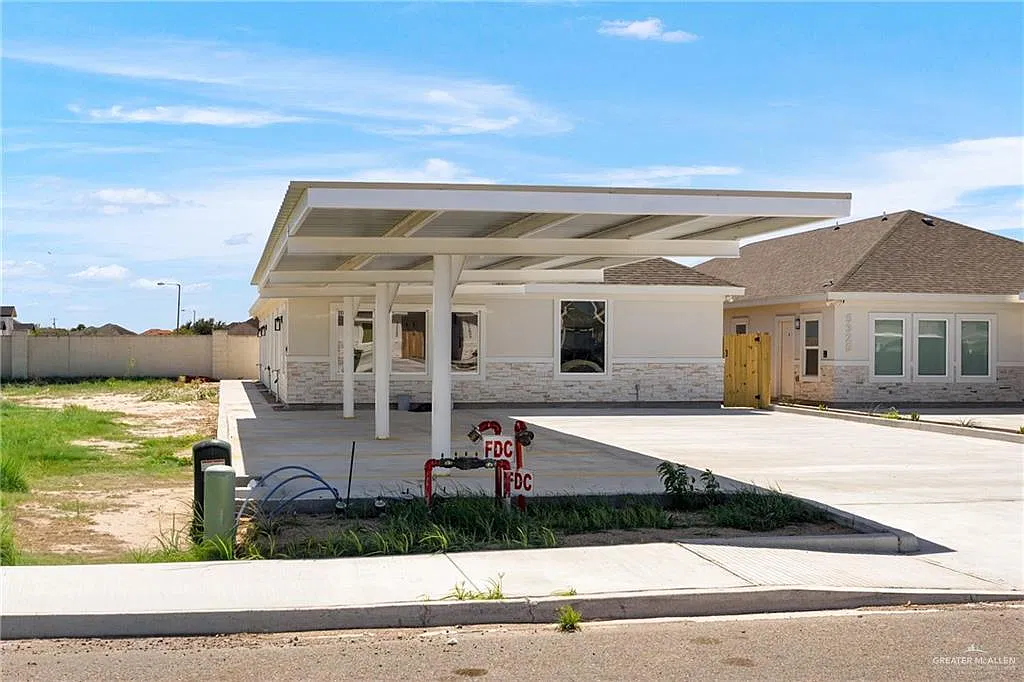 5327 Vision St — Photo 3